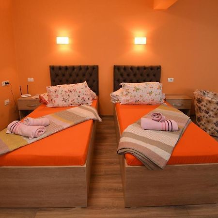Haţeg Apartament Trident מראה חיצוני תמונה