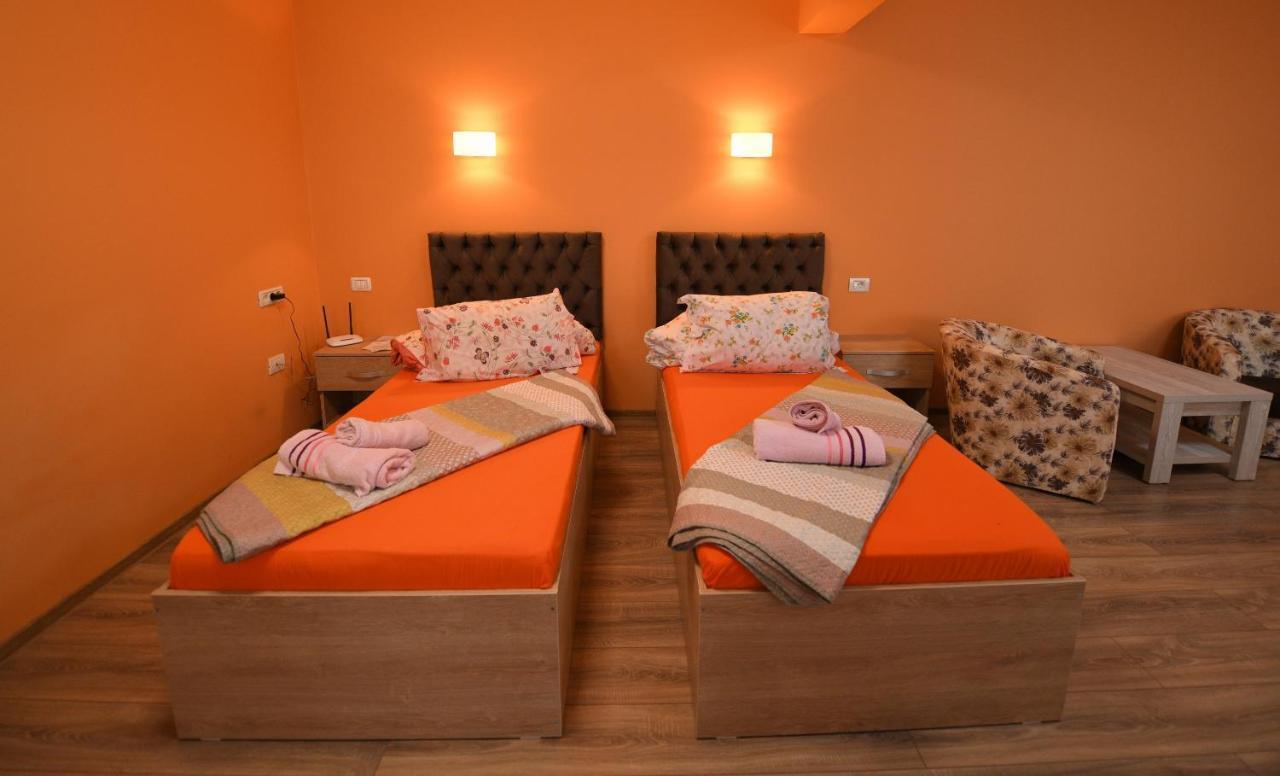 Haţeg Apartament Trident מראה חיצוני תמונה