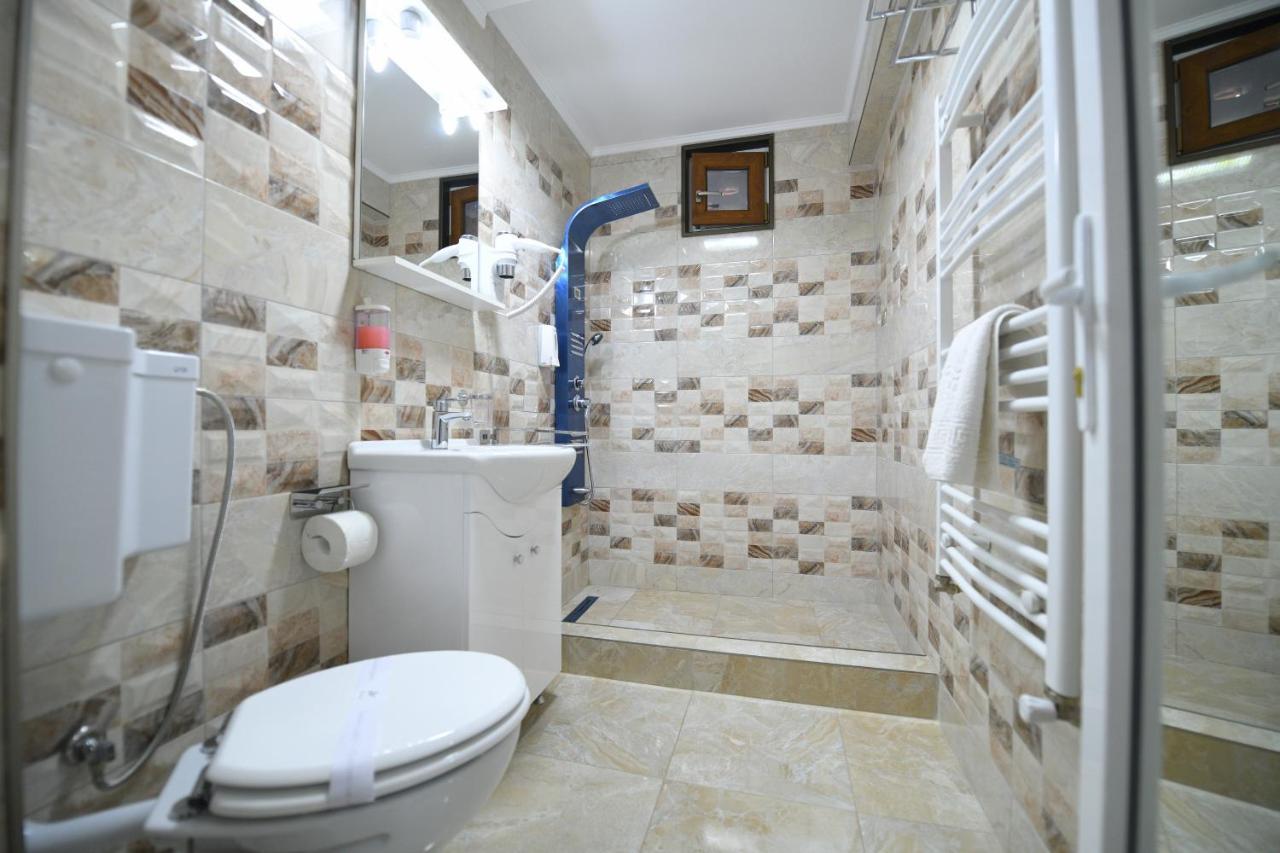 Haţeg Apartament Trident מראה חיצוני תמונה